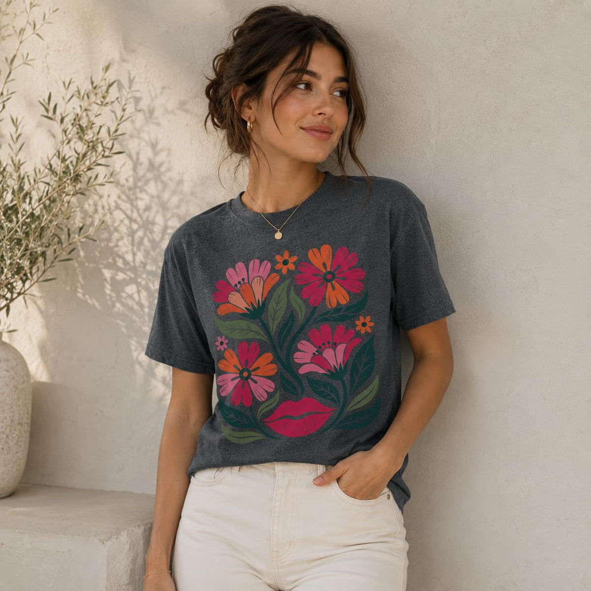 Women's Floral Graphic Tee Colorful Flower Design T-Shirt