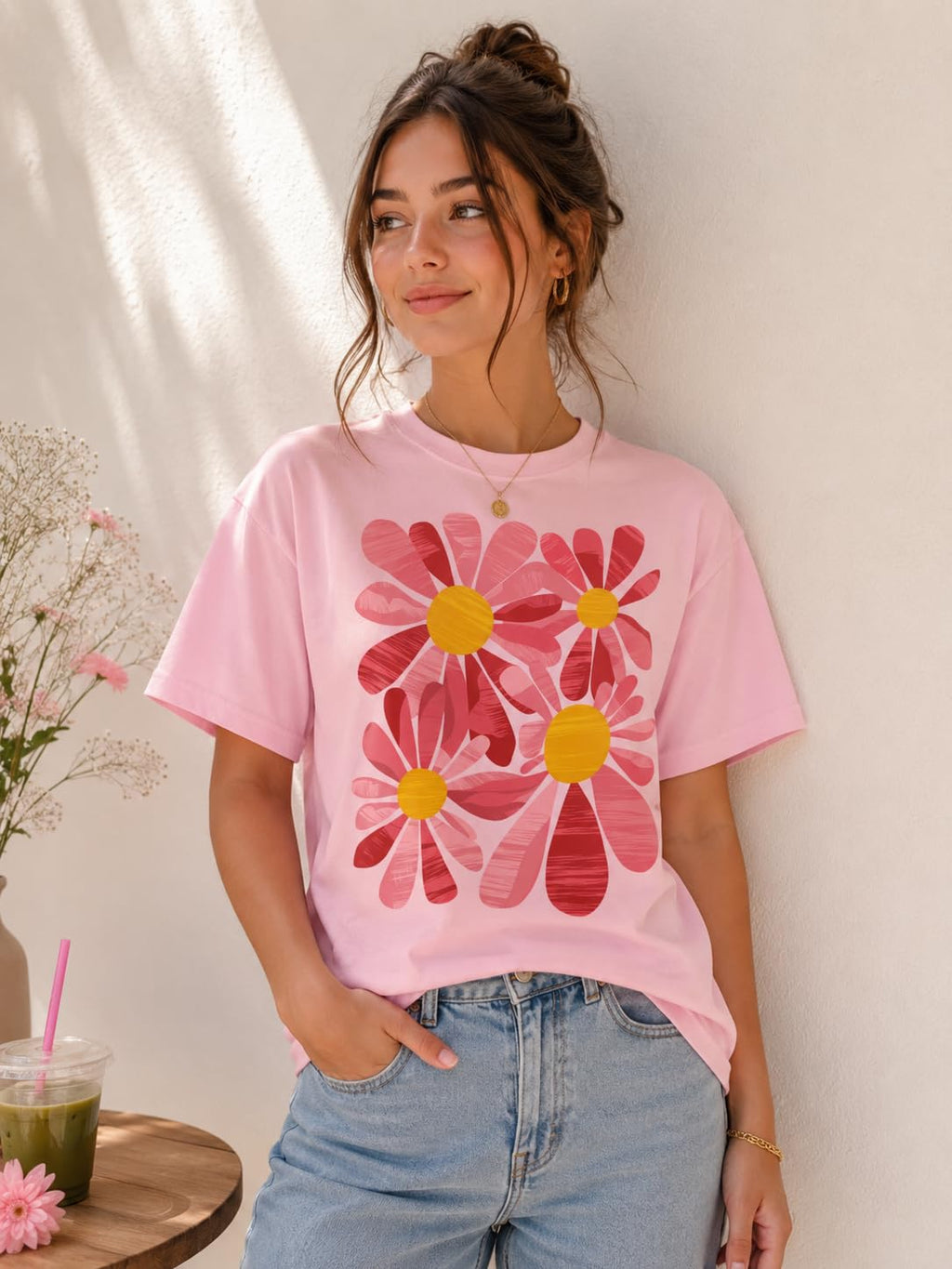 Cute Pink Floral Graphic Tee for Women, Vintage Daisy Flower T-Shirt, Spring Summer Casual Shirt