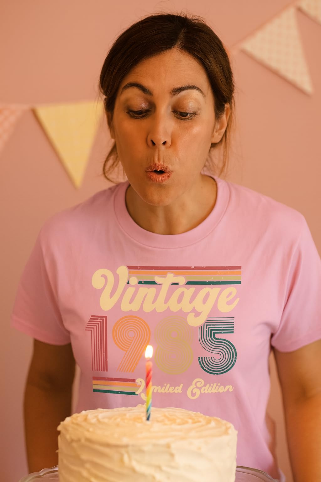 Vintage 1985 Limited Edition Retro Graphic T-Shirt – Birthday Gift for Men or Women