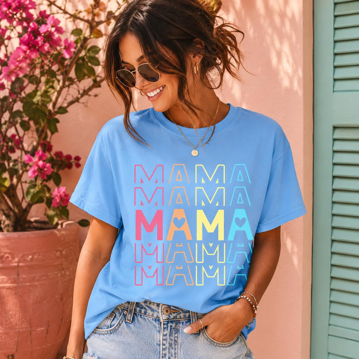 Mama Graphic T-Shirt with Pastel Heart for Women