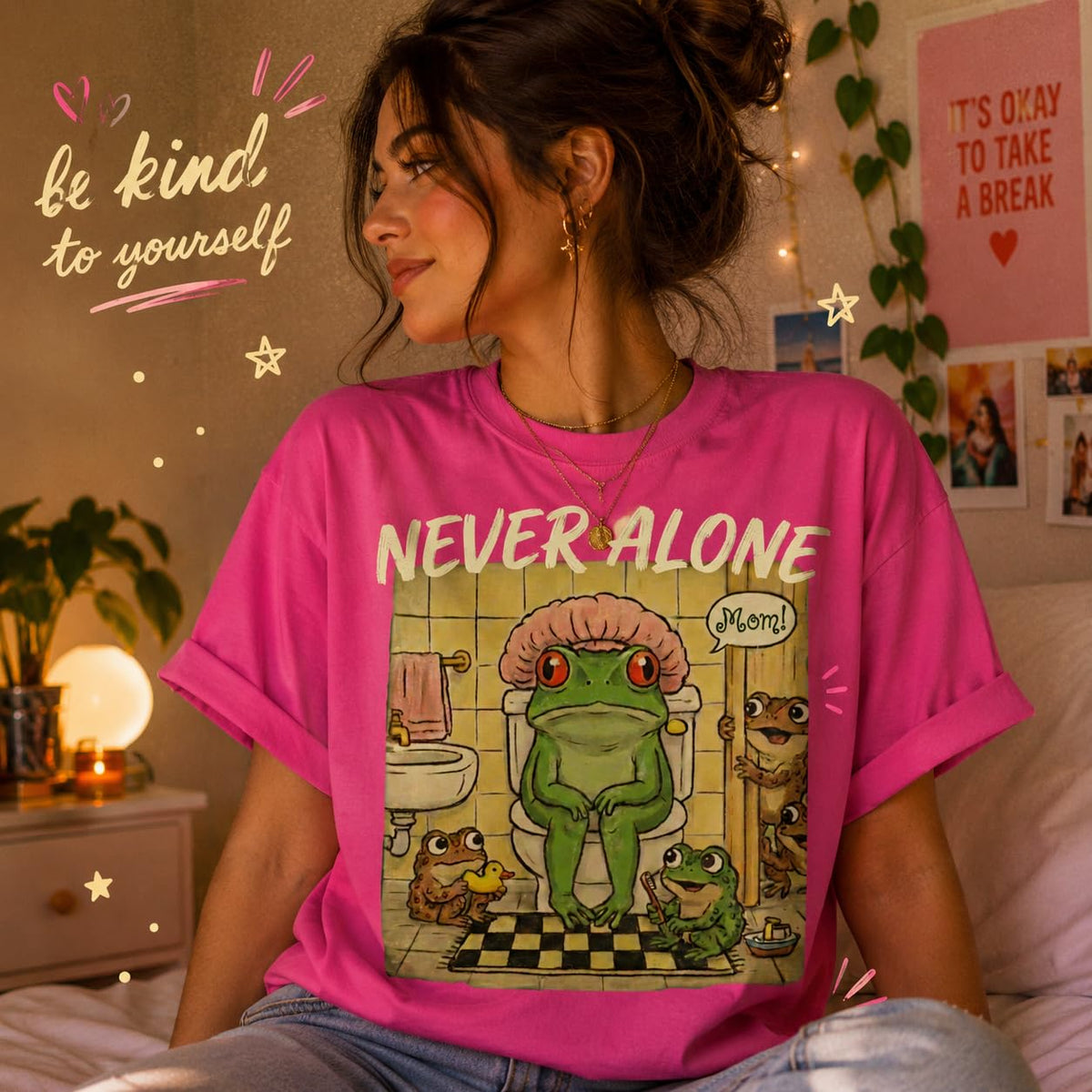 Never Alone Frog Mom Funny Graphic T-Shirt for Women