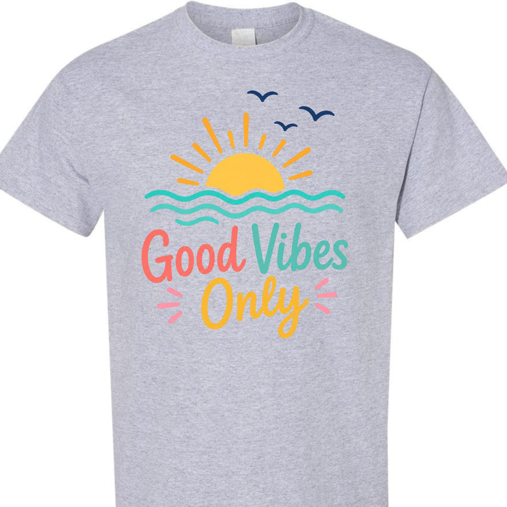 Good Vibes Only Vintage Retro Sunset Beach Graphic T-Shirt